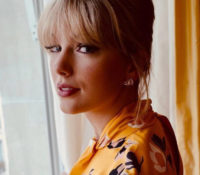 Taylor Swift στον Κορωνοϊό, συμβουλεύει να Μένουμε Σπίτι.