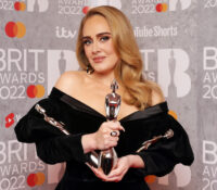 Βρετανικά Μουσικά Βραβεία. Σάρωσε η Αντέλ, ο Εντ Σίραν και η Dua Lipa είναι οι μεγάλοι νικητές στα Brit Awards.