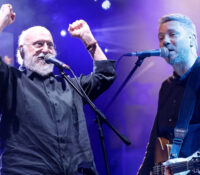 Rockwave Festival Θα εμφανιστούν μαζί στη σκηνή o Διονύσης Σαββόπουλος & Αλκίνοος Ιωαννίδης.