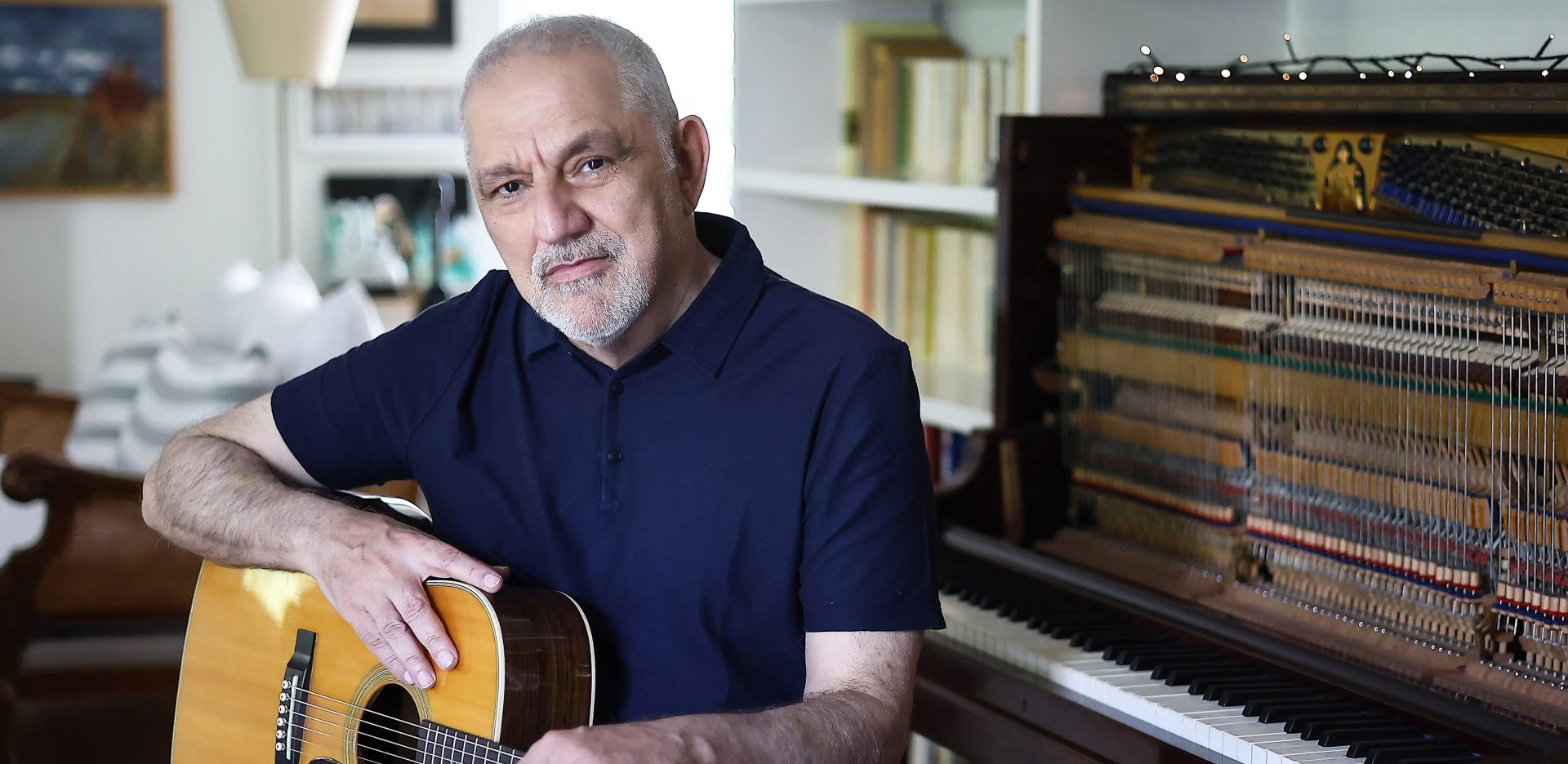 Νίκος Πορτοκάλογλου Νέο Άλμπουμ “Ανάμεσα”